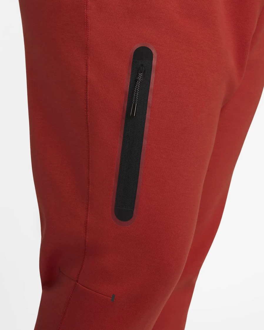 Nike Women's Plus Size Tech Fleece Jogger Pants in Cinnabar & Black | Sportswear Comfort