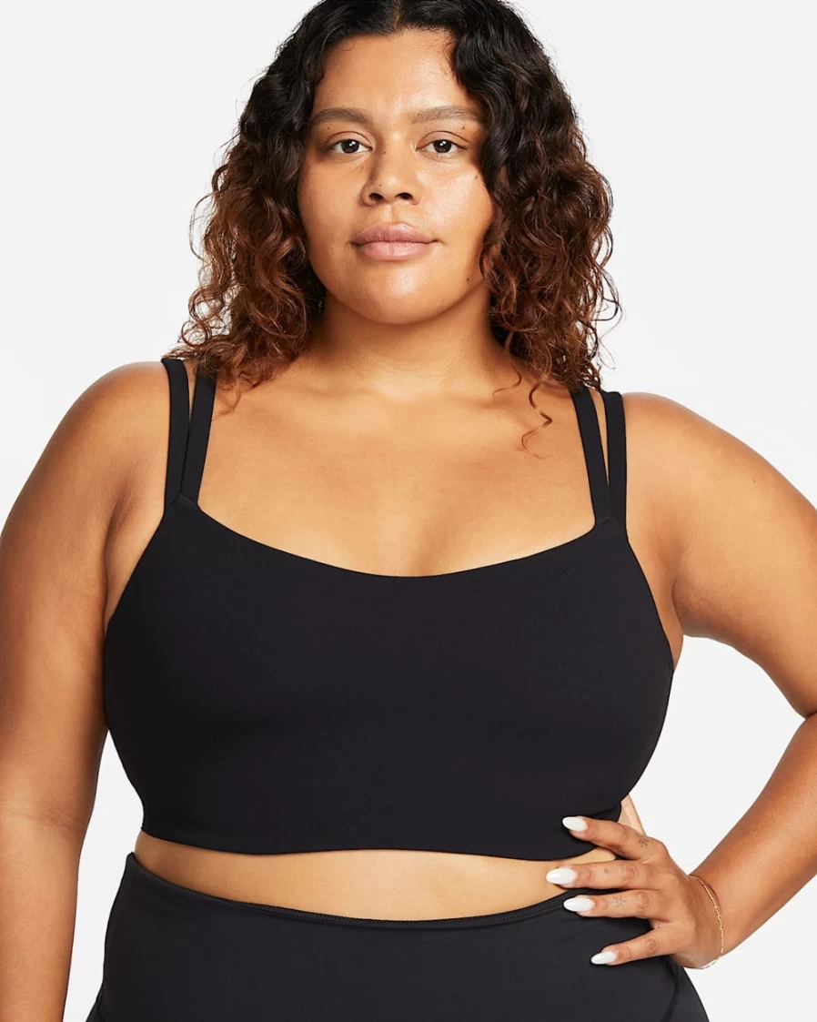 Nike Women's Alate Trace Light-Support Padded Strappy Sports Bra - Plus Size in Black/Sail