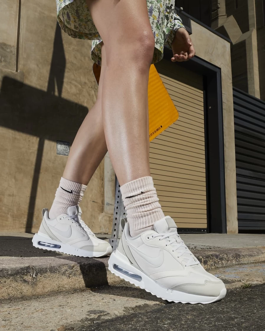 Nike Air Max Dawn Women's Running Shoes - Phantom/Light Bone/Atmosphere/Summit White