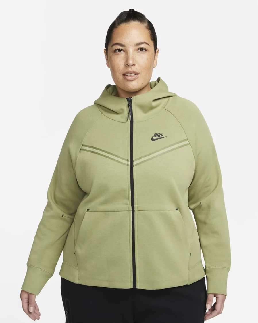Nike Women's Plus Size Tech Fleece Windrunner Full-Zip Hoodie in Alligator/Black