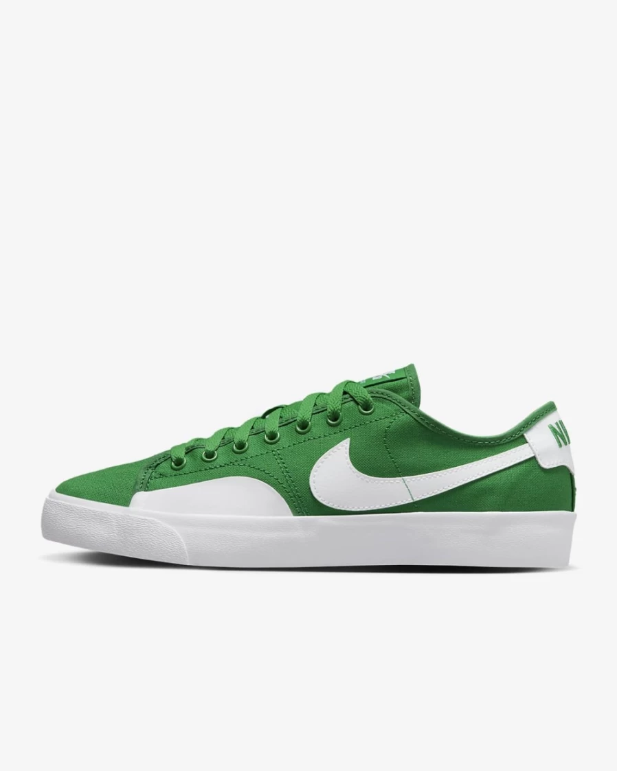 Nike SB BLZR Court Skate Shoes for Men & Women - Lucky Green/White Skateboarding Sneakers