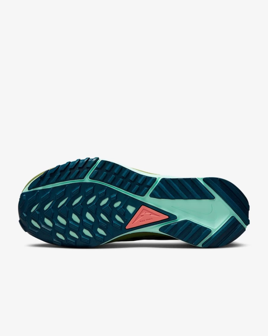 Nike Pegasus Trail 4 Women's Trail Running Shoes - Black/Canyon Rust/Mint Foam/Alligator