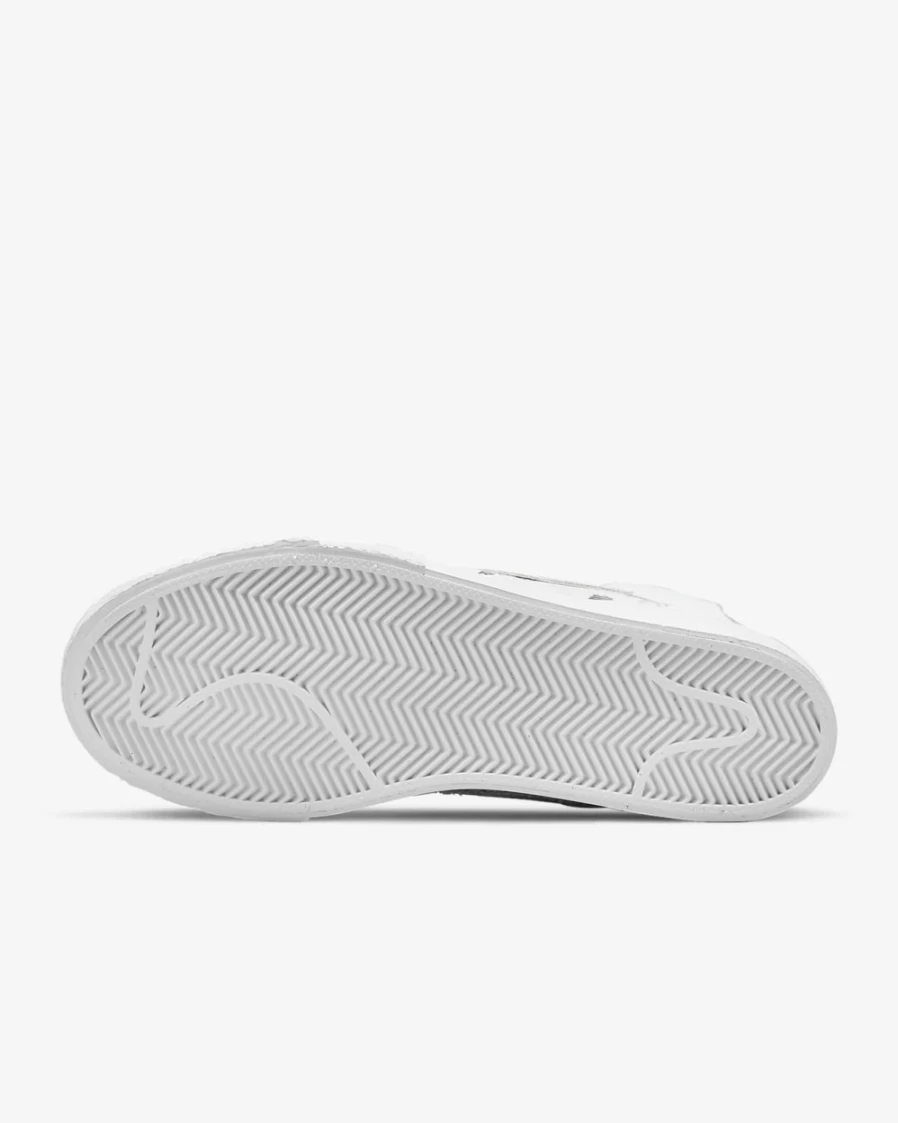Nike SB Zoom Blazer Mid PRM Skate Shoes for Men & Women - White/White/Pure Platinum/Smoke Grey