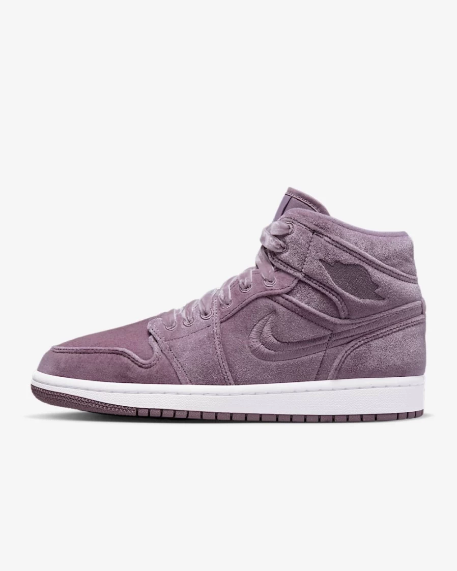 Nike Air Jordan 1 Mid SE Women's Shoes - Purple Smoke/White/Purple Smoke Basketball Sneakers