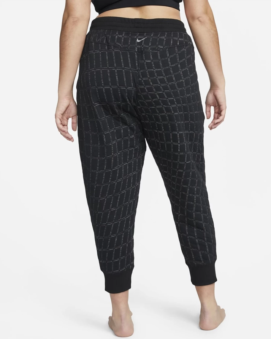 Nike Women's Plus Size Therma-FIT Luxe Reversible Fleece Yoga Pants - Black