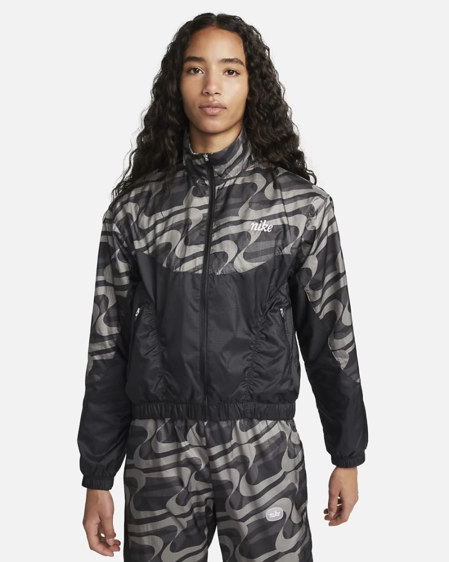 Nike Women's Sportswear Icon Clash Woven Jacket - Black/Dark Driftwood/White Allover Print