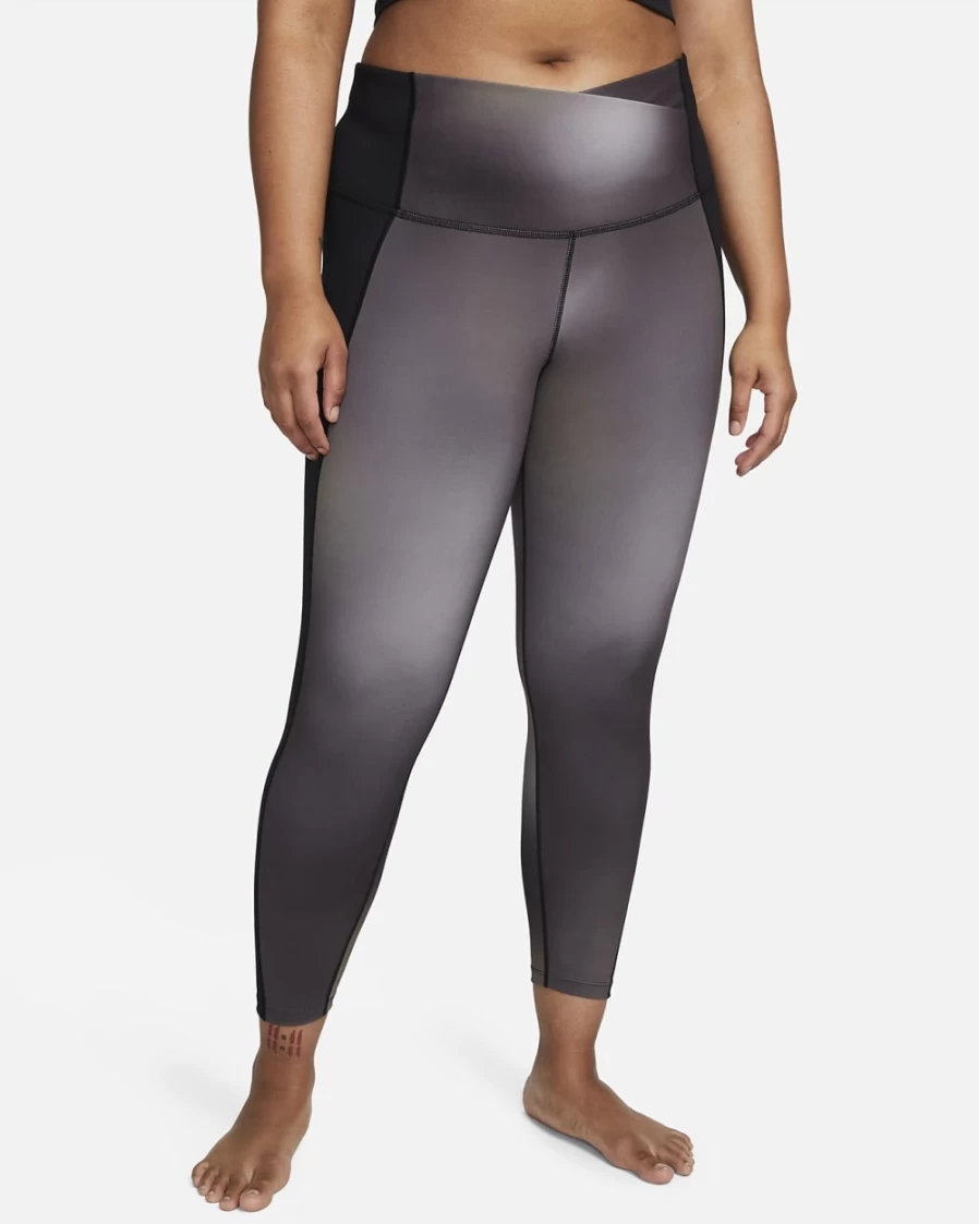 Nike Women's High-Waisted 7/8 Yoga Leggings in Off Noir/Black - Plus Size Printed Workout Tights