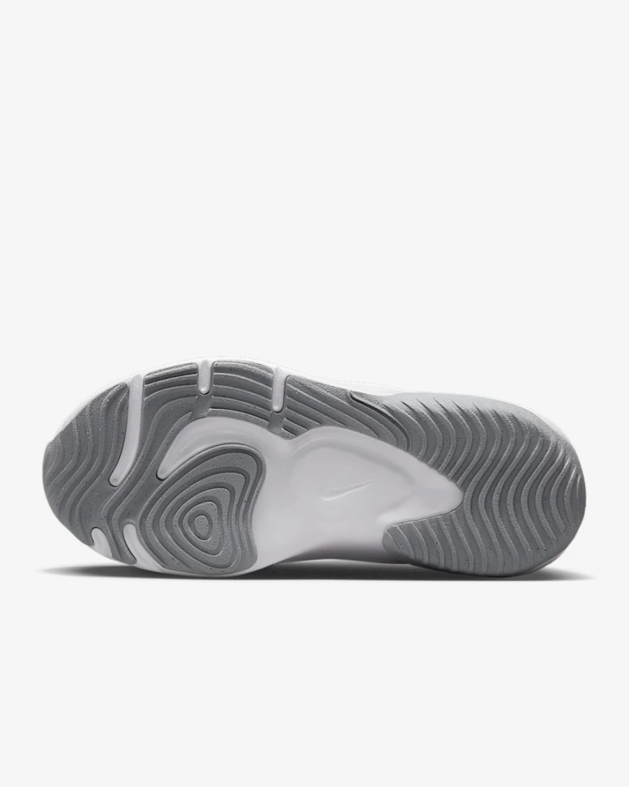 Nike Legend Essential 3 Next Nature Women's Training Shoes - Pure Platinum/White/Wolf Grey/Metallic Silver