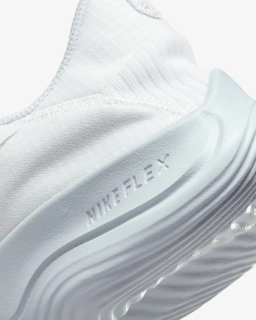 Nike Women's Experience Run 11 Next Nature Road Running Shoes - White/Pure Platinum/Metallic Silver