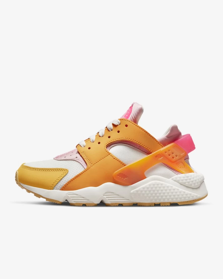 Nike Air Huarache Women's Running Shoes - Summit White/Solar Flare/Medium Soft Pink/Hyper Pink
