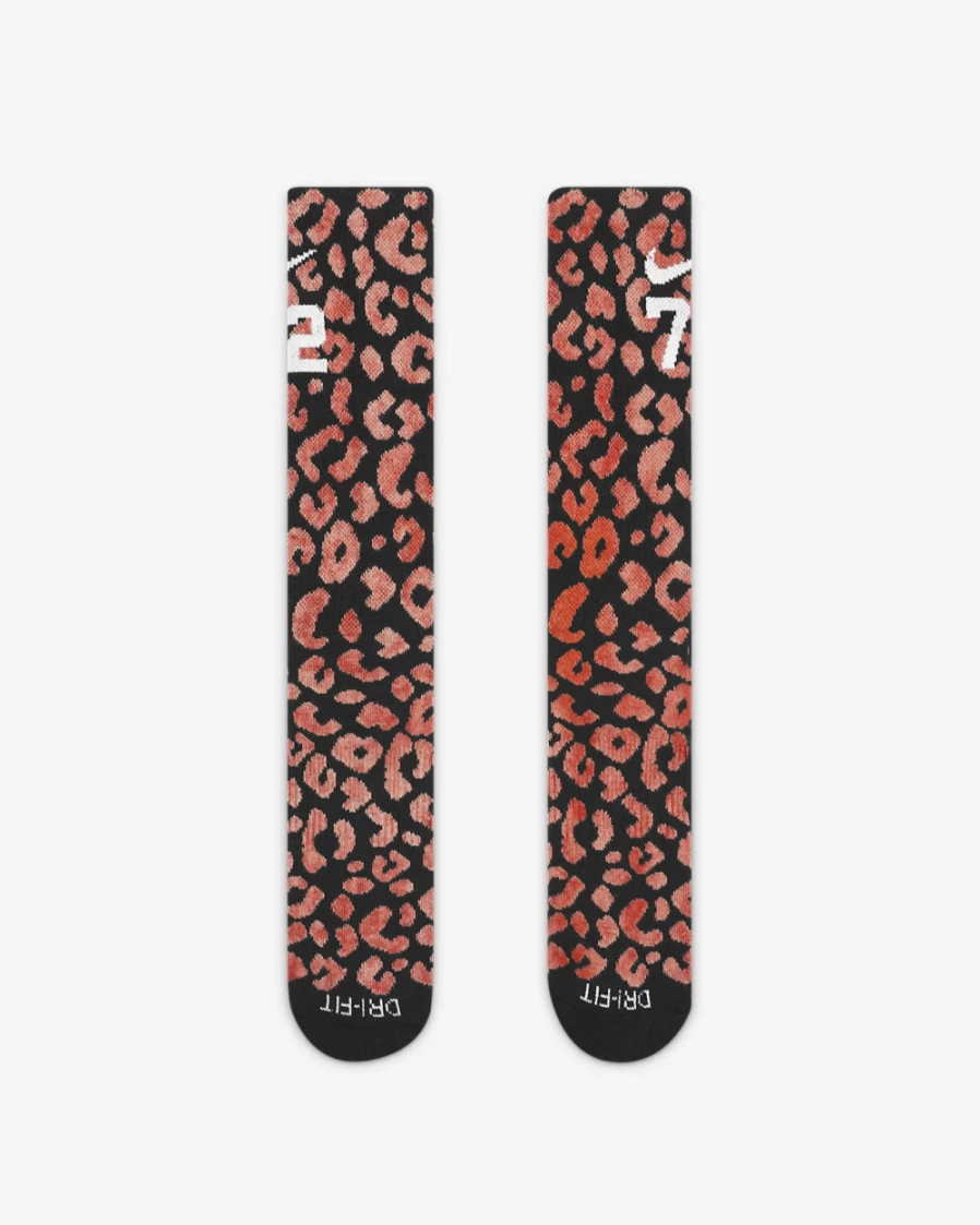 Nike Everyday Plus Cushioned Crew Socks for Men & Women - Black/White (1 Pair)