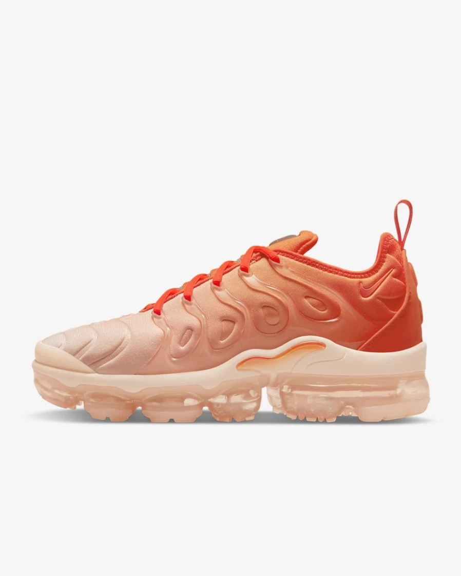 Nike Air VaporMax Plus Women's Running Shoes - Guava Ice/Black/Malachite/Rush Orange