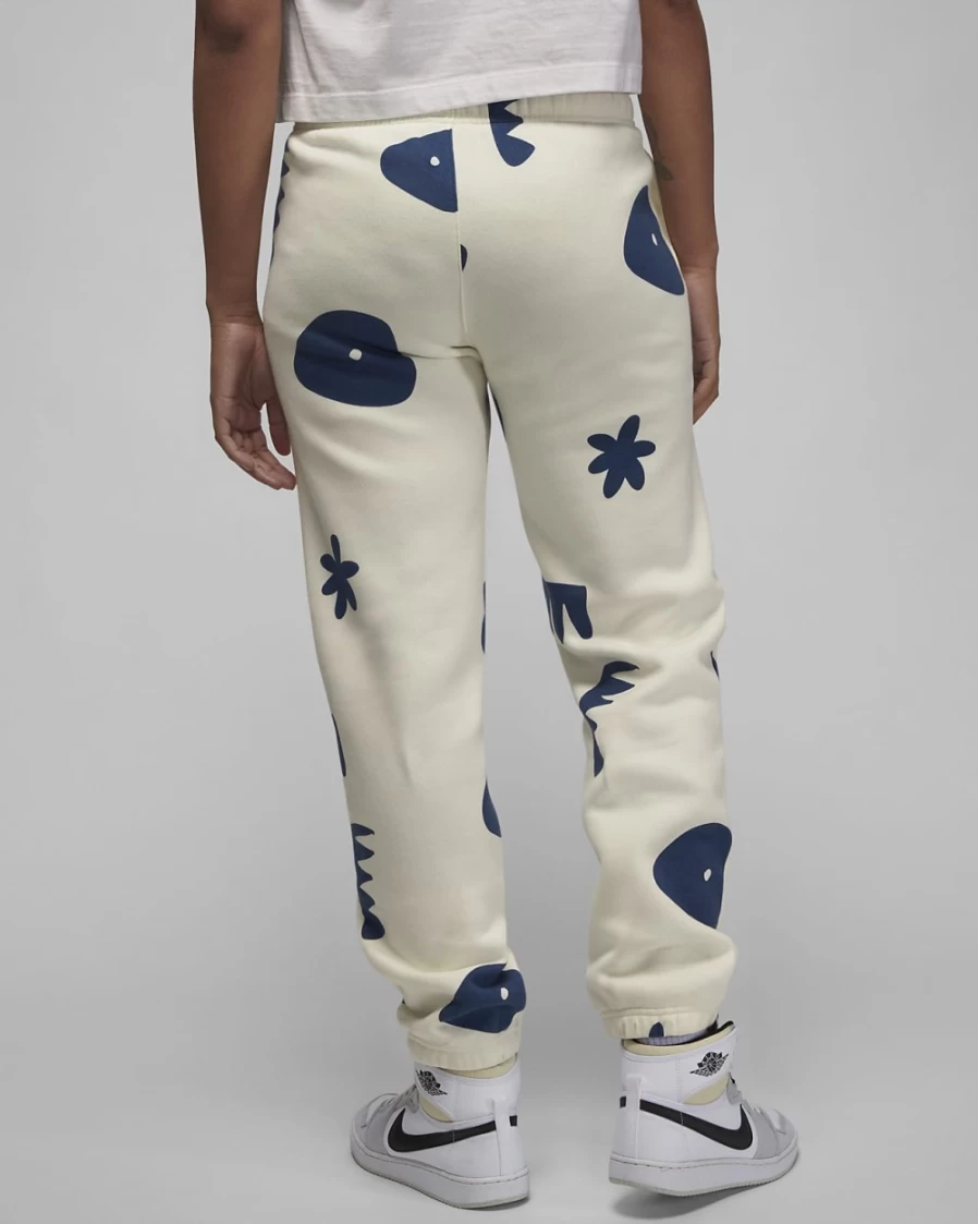 Nike Jordan Artist Series by Mia Lee Women's Fleece Pants - Sail/French Blue