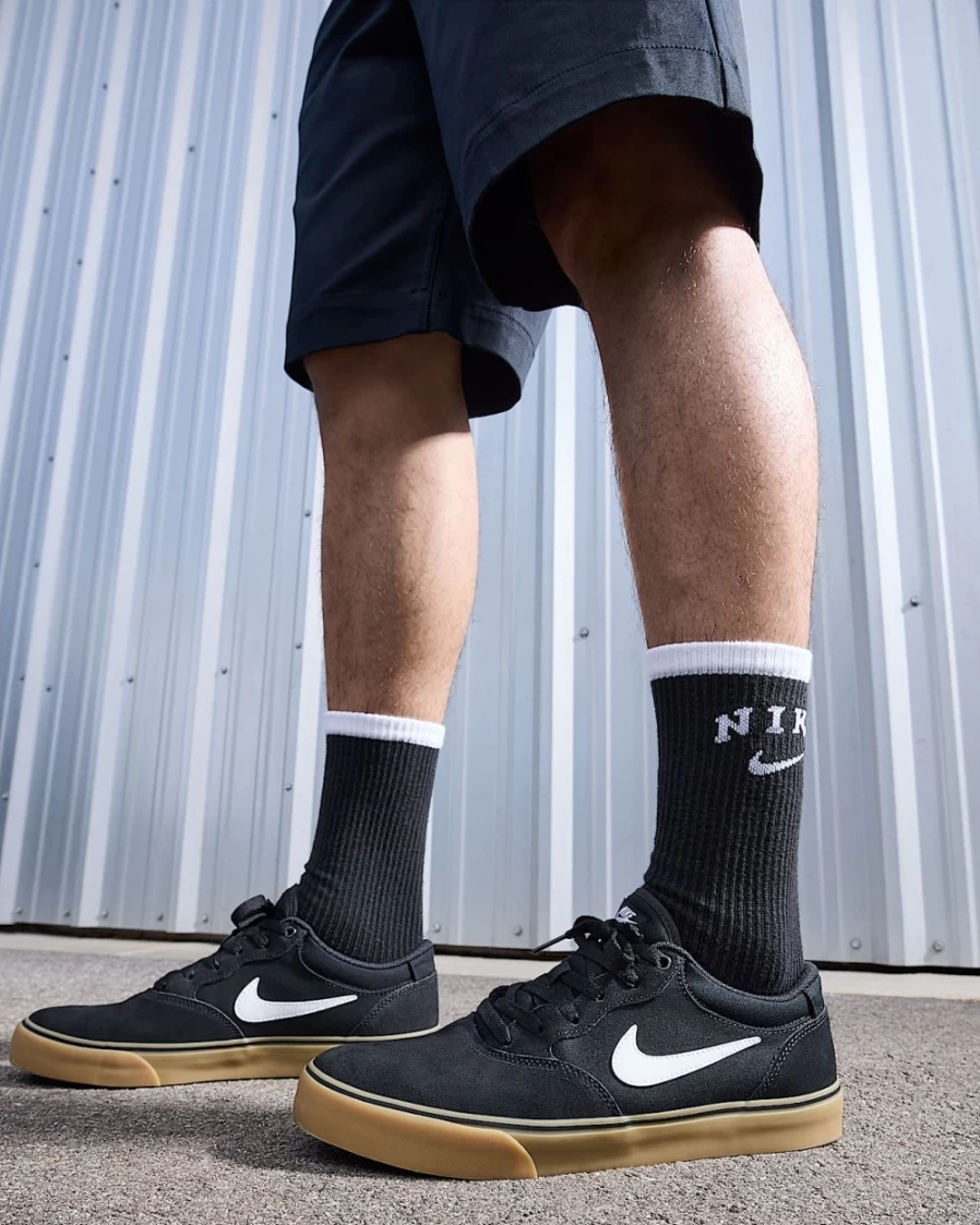 Nike SB Chron 2 Skate Shoes for Men & Women - Black/Gum Light Brown/White Skateboarding Sneakers