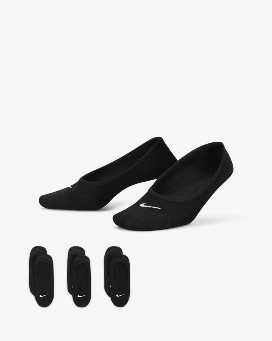 Nike Women's Black/White Lightweight Training Socks - 3-Pack Footie Socks for Everyday Workouts