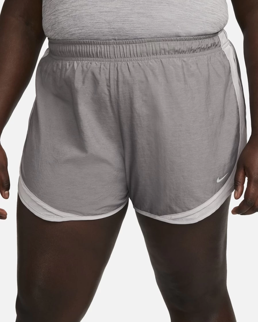 Nike Women's Plus Size Tempo Running Shorts in Atmosphere Grey/Wolf Grey
