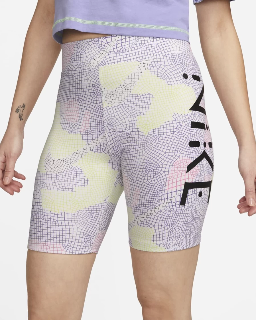 Nike Women's High-Waisted Printed Biker Shorts in Volt/Rush Fuchsia/Black – Serena Williams Design Crew