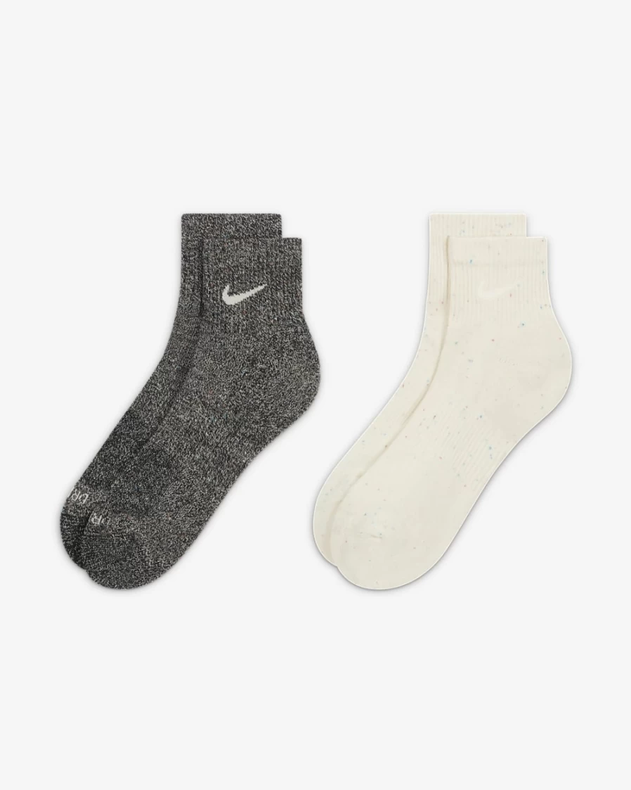 Nike Everyday Plus Cushioned Training Socks for Men & Women - Multi-Color (2-Pair Pack)