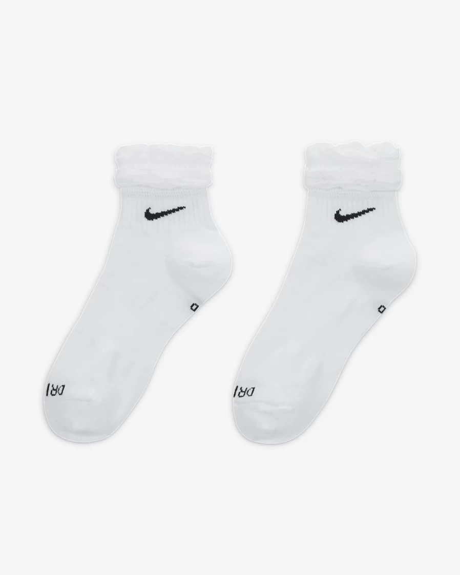 Nike Women's White/Black Everyday Training Ankle Socks for Workouts & Sports