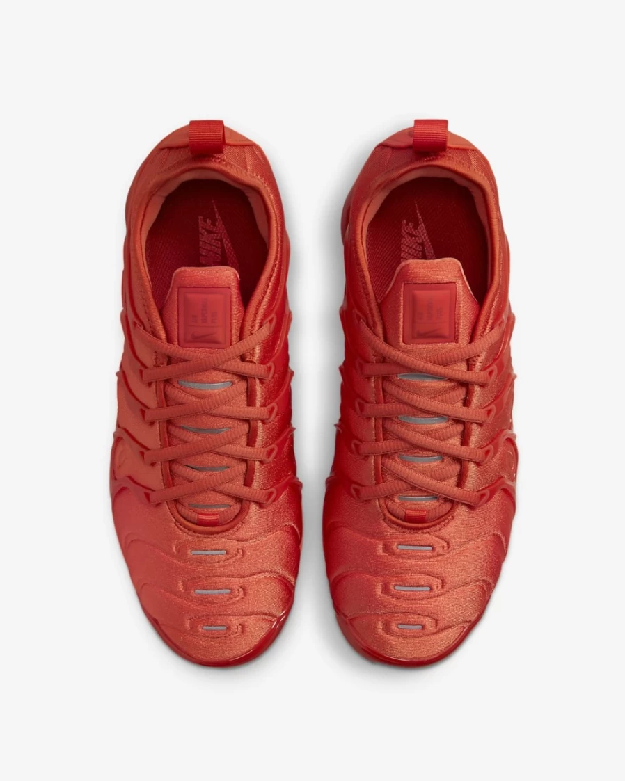 Nike Air VaporMax Plus Women's Running Shoes in Mantra Orange/Orange/Cinnabar