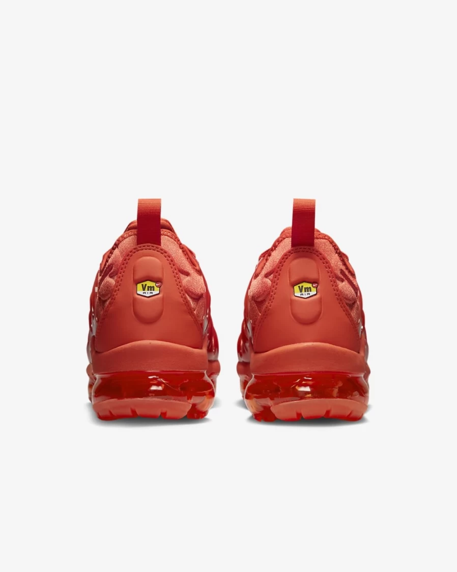 Nike Air VaporMax Plus Women's Running Shoes in Mantra Orange/Orange/Cinnabar