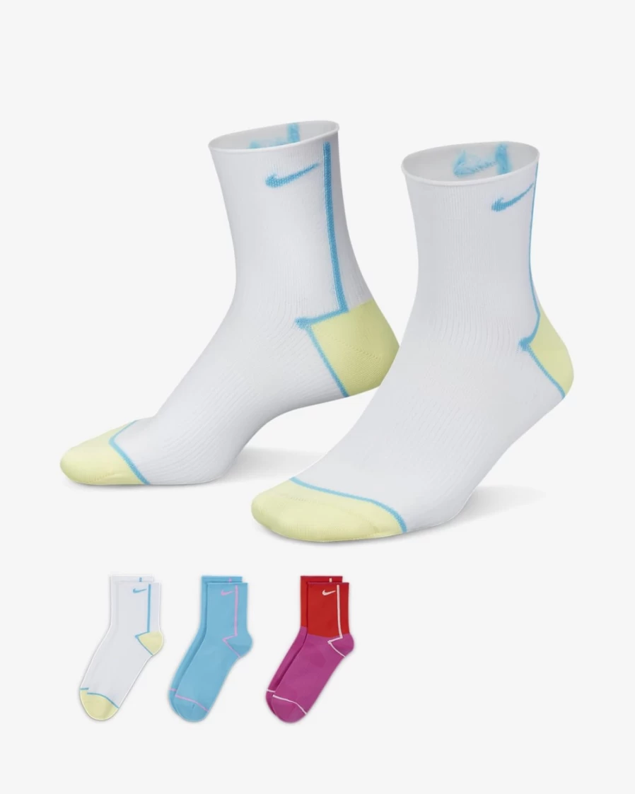 Nike Women's Multi-Color Lightweight Ankle Socks 3-Pack for Training & Everyday Wear