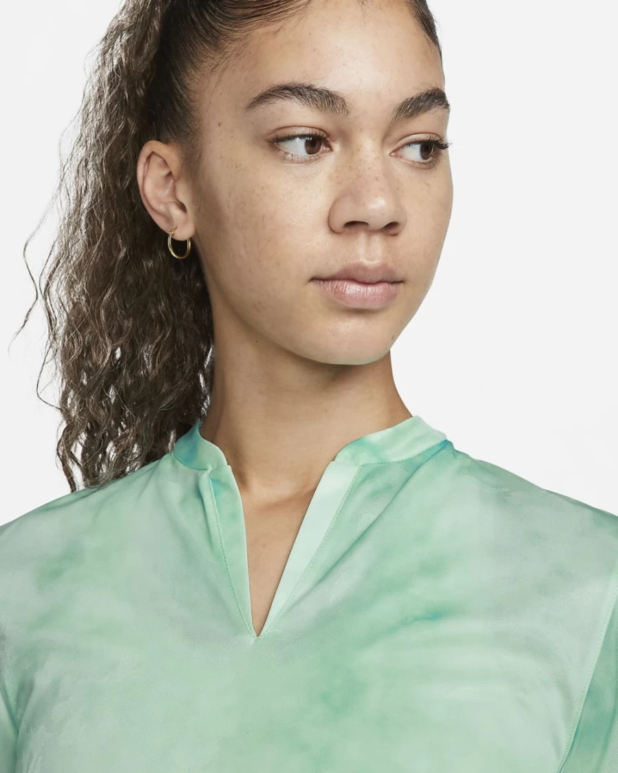 Nike Dri-FIT Victory Women's Mint Foam/Barely Green Printed Golf Polo Shirt – Moisture-Wicking & Breathable