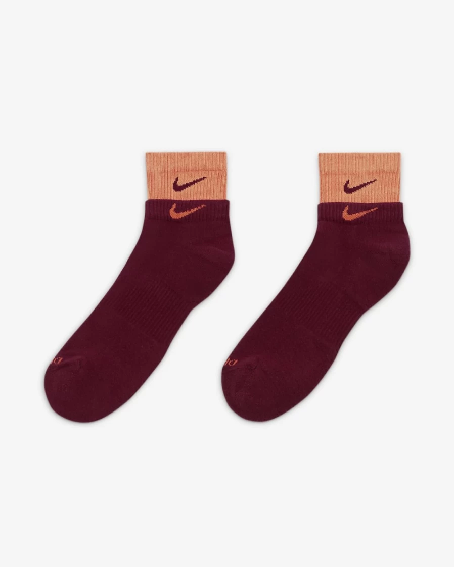 Nike Everyday Plus Cushioned Training Ankle Socks for Men & Women - Dark Beetroot/Orange Trance