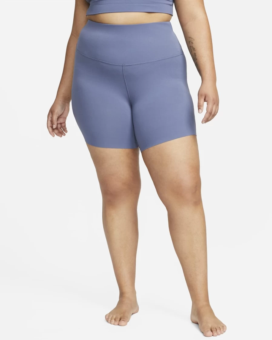 Nike Yoga Luxe Women's Plus Size Shorts in Diffused Blue & Obsidian Mist