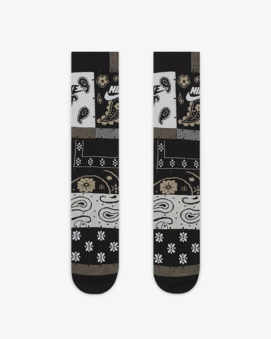 Nike Everyday Essentials Crew Socks for Men & Women - Black, Khaki, Light Bone (3-Pack)