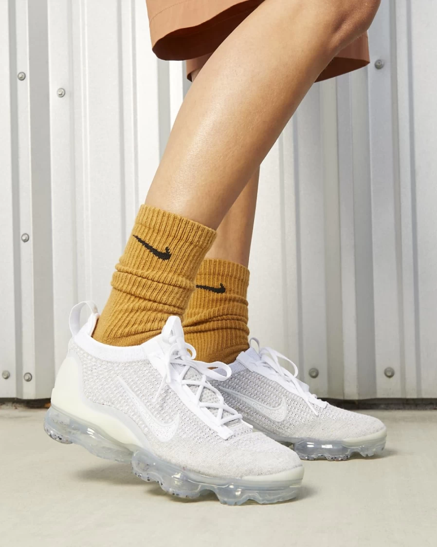 Nike Air Vapormax 2021 FK Women's Running Shoes - White/Pure Platinum/Metallic Silver