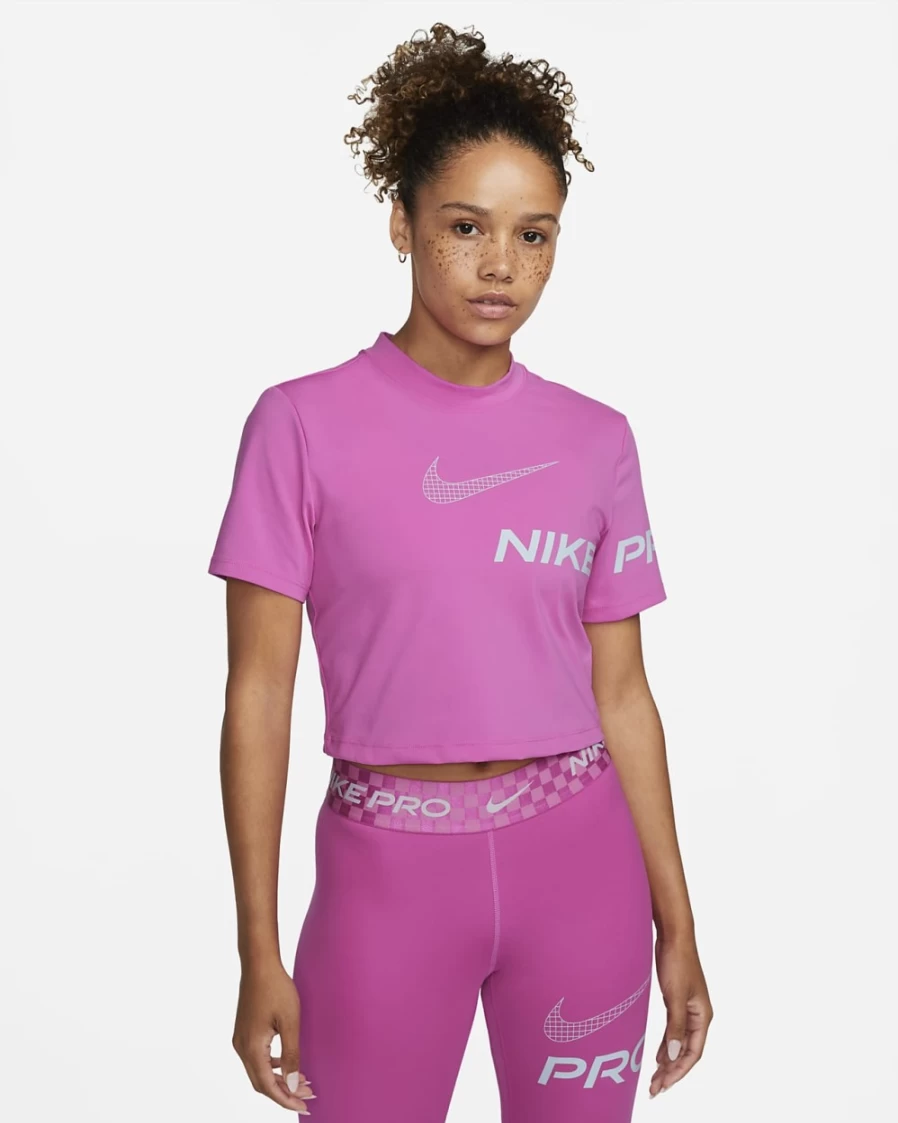 Nike Pro Dri-FIT Women's Cropped Short-Sleeve Graphic Workout Top in Active Fuchsia/Ocean Bliss